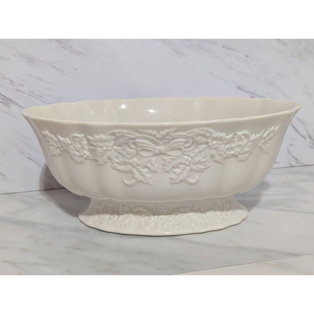 Lenox Specialty Vintage Oval Cream China Christmas Bowl Glassware